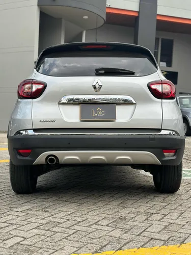 Renault Captur 2.0 Intens Automática