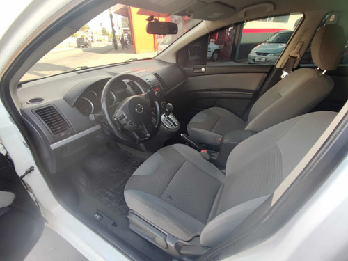 Imagem 10 de 15 de Nissan Sentra 2013 2.0 S Flex Aut. 4p
