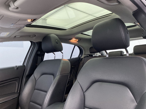 Mercedes-Benz Clase GLA 1.6 Urban