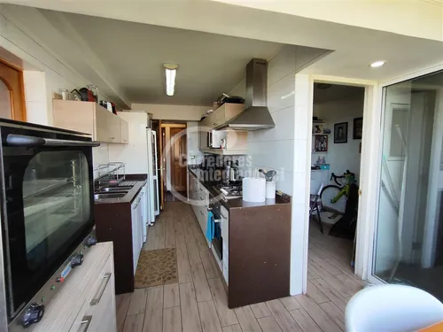 Departamento En Venta De 4 Dorm. En Raúl Labbé Lo Barnechea