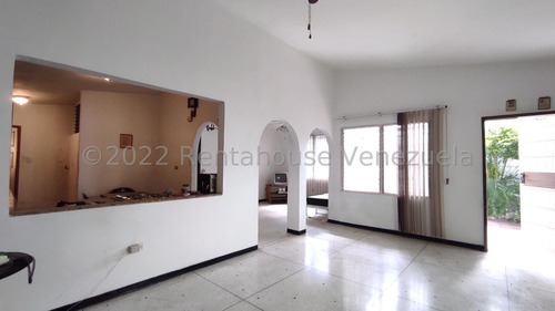 Imagen 8 de 21 de Se Alquila Casa En Urbanización El Centro Para Uso Comercial Kg:22-27511