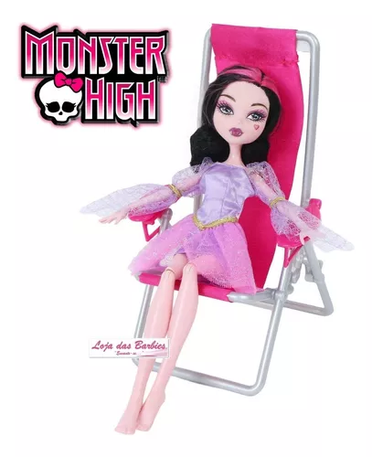 Jogo Mídia Física Barbie Resgate + Monster High Para Ps3 em Promoção na  Americanas