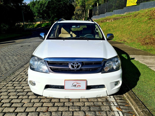 Toyota Fortuner 4.000 Mt V6 4x4 Ct