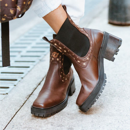 Imagen 1 de 10 de Bota Epic Marron