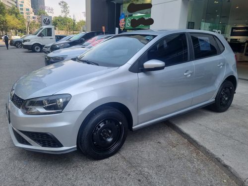 Volkswagen Polo 1.6 Startline Tiptronic At