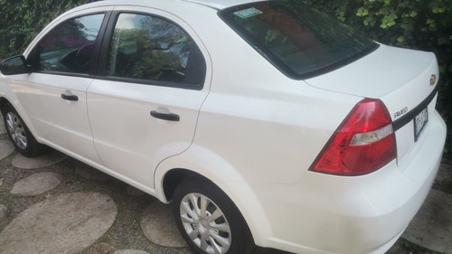 Imagen 8 de 15 de Chevrolet Aveo 2015