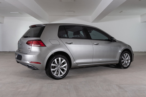 Imagen 5 de 15 de Volkswagen 2018 Golf Vii 1.4 Tsi Comfortline
