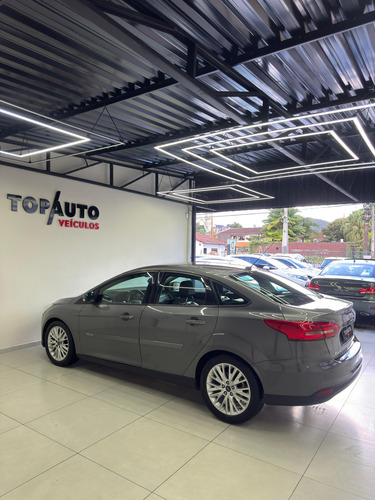 Ford Focus 2.0 16V/SE/SE Plus Flex 5p Aut.