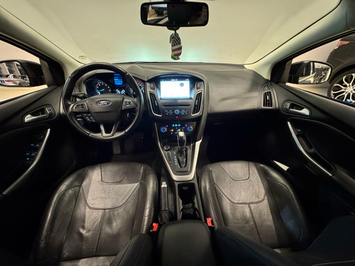 Ford Focus 2.0 SE 16V FLEX 4P POWERSHIFT