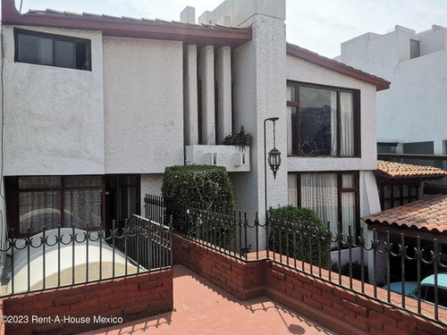 Casa En Venta En Huixquilucan, La Herradura Am. 24-1513