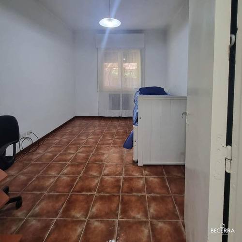 Chalet En Venta En Barrio Inglés - Hurlingham