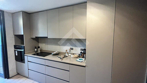 Departamento En Venta De 3 Dorm. En Vitacura