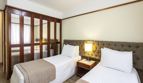 Imagem 10 de 15 de Flat Fora Do Pool Jardim Europa - Sf24362