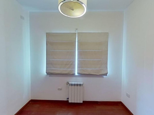 Casa De 2 Dormitorios En Manuel B Gonnet
