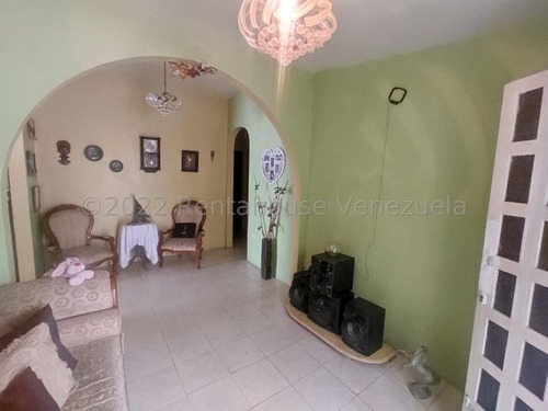 Imagen 6 de 23 de Casa En Venta En Urb. Las Delicias-cod. 23-6367-jgvr.