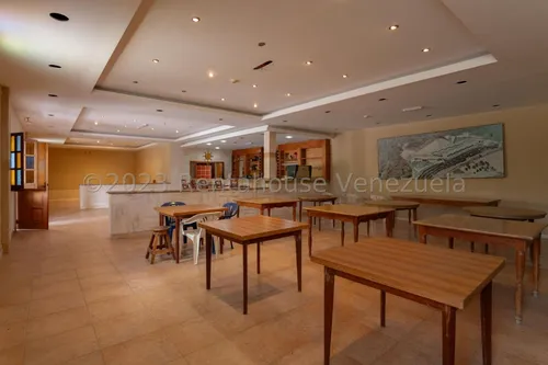 En Venta Emblématico De Gran Recorrido Hotel De 28,783 Mt2 En Terreno , Una Oportunidad Imperdible De Inversión, Extraordinarias Bondades - Panamericana // Luis Gomez // Mls #25-13278