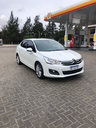 Citroën C4 Lounge 2017 1.6 Hdi 115 Feel Pack