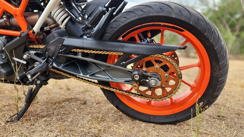 Imagen 15 de 17 de Ktm Duke 390