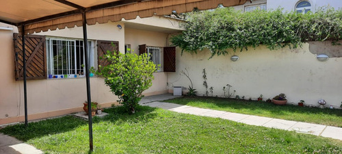 Imagen 7 de 30 de Venta Casa 3 Dormi Con Hermoso Patio - B° Provincias Unidas