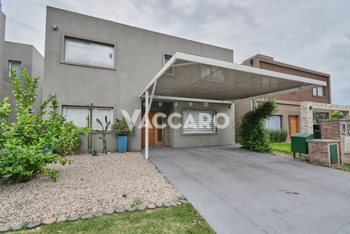 Venta Casa Moreno Barrio Privado