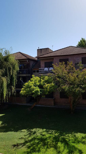 Departamento En Venta - 2 Dormitorios 1 Baño 1 Cochera - 54mts2 - Tolosa