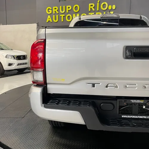 Toyota Tacoma 3.5 Sport Doble Cabina 4x4 At