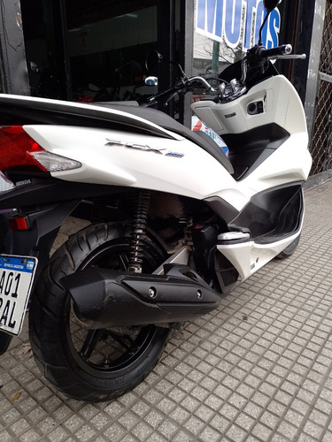 Honda Pcx 150 Tangomotos Buen Estado Listo Para Transferir 3