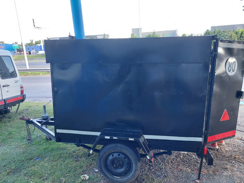 Trailer Furgon Cerrado Usado 750kg