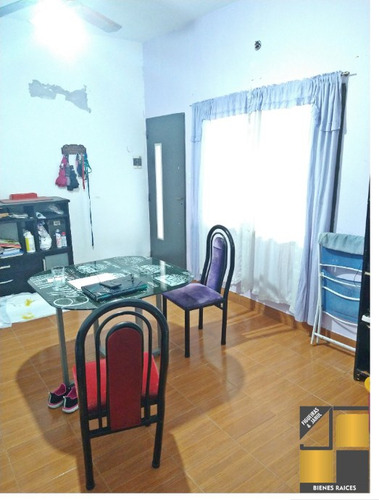 Departamento Tipo Casa En Venta En Lanus Oeste