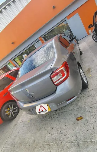 Renault Logan 1.6 Dynamique