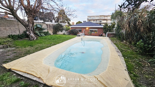 En Venta - Casa A Metros De Rambla Costanera