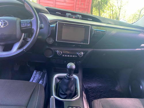 Toyota Hilux 2.8 Cd Srv 177cv 4x2