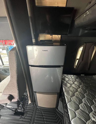 Freightliner Cascadia Evolution 2017 13 Velocidades Manual.