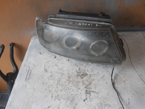 Imagen 2 de 3 de Vendo Lampara Delantera Derecha De Volkswagen Passat , 2000