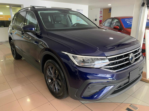 Imagen 1 de 15 de Volkswagen Tiguan Comfortline 2022