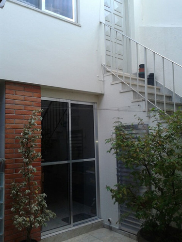 Imagem 8 de 15 de Sobrado 3 Dormitórios Rudge Ramos S.b.c. - 1033-5750