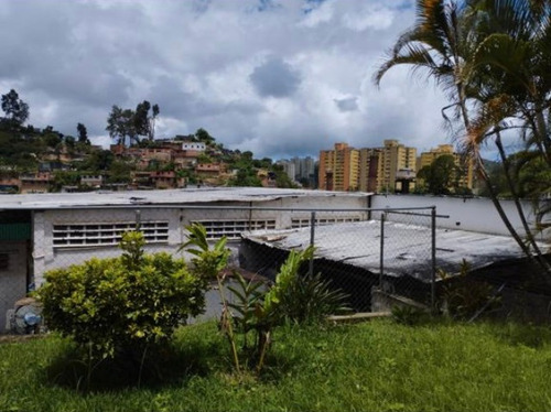 Venta De Galpones Y Oficina Con Amplio Terreno En Ramo Verde Los Teques.