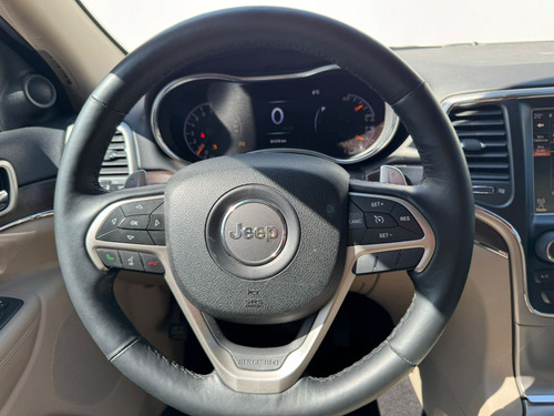 Jeep Grand Cherokee 2016