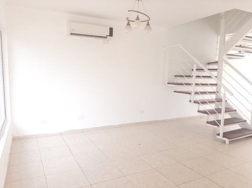 Imagen 10 de 25 de Residencias Doña Lamia I, Urbanización Los Mangos