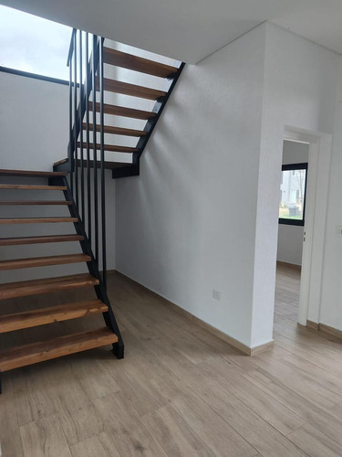 Casa En Venta A Estrenar De Seis Ambientes En Ceibos Puertos Del Lago