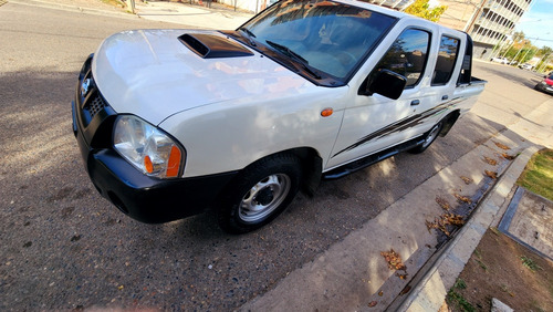 Nissan NP300 2.5 Cabina Doble 133cv 4x2