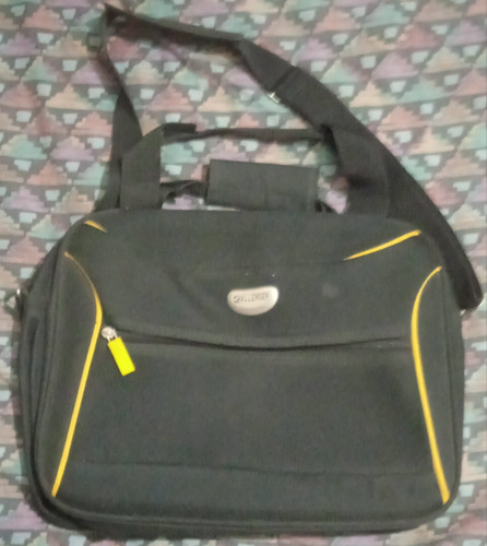 Maletín - Bolso Negro Challenger