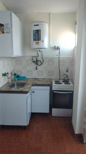 Departamento En Venta Santa Teresita, 2 Dormitorios, Cocina, Comedor, Baño, Terraza, 4° Piso.