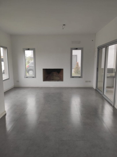 Imagen 3 de 21 de Casa En Alquiler En San Matias
