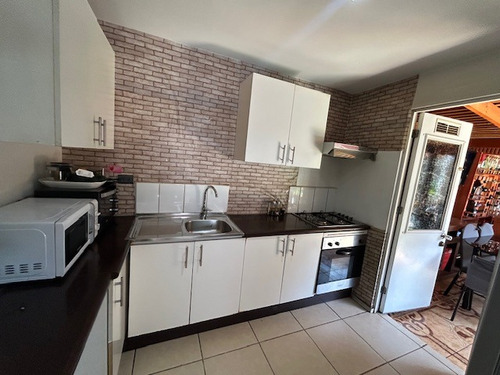 Se Vende Cómoda Casa Uf 3.990 ,valle Lo Campino, Quilicura