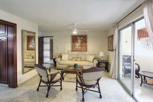 Apartamento Bella Vista Alquiler 2 Habitaciones Amueblado