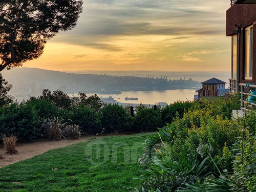 Departamento En Venta En Valparaiso Con Vista Al Mar