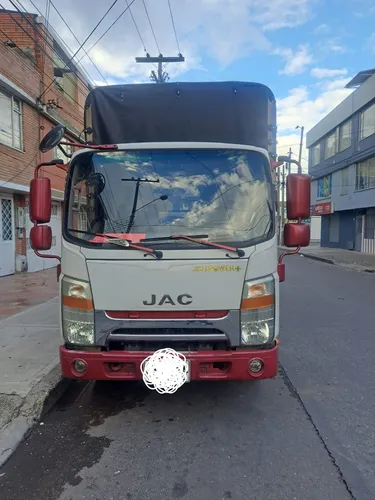Camión Jac Jkr Larga 1042 Estacas Único Dueño