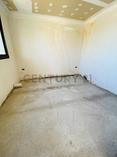 Imagen 15 de 23 de Casa Con Pileta Con 5 Cuartos En San Ramon