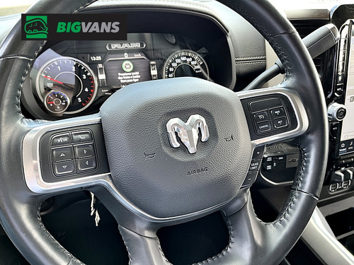 RAM Ram 3500 6.7 Laramie Cab. Dupla 4x4 Aut. 4p